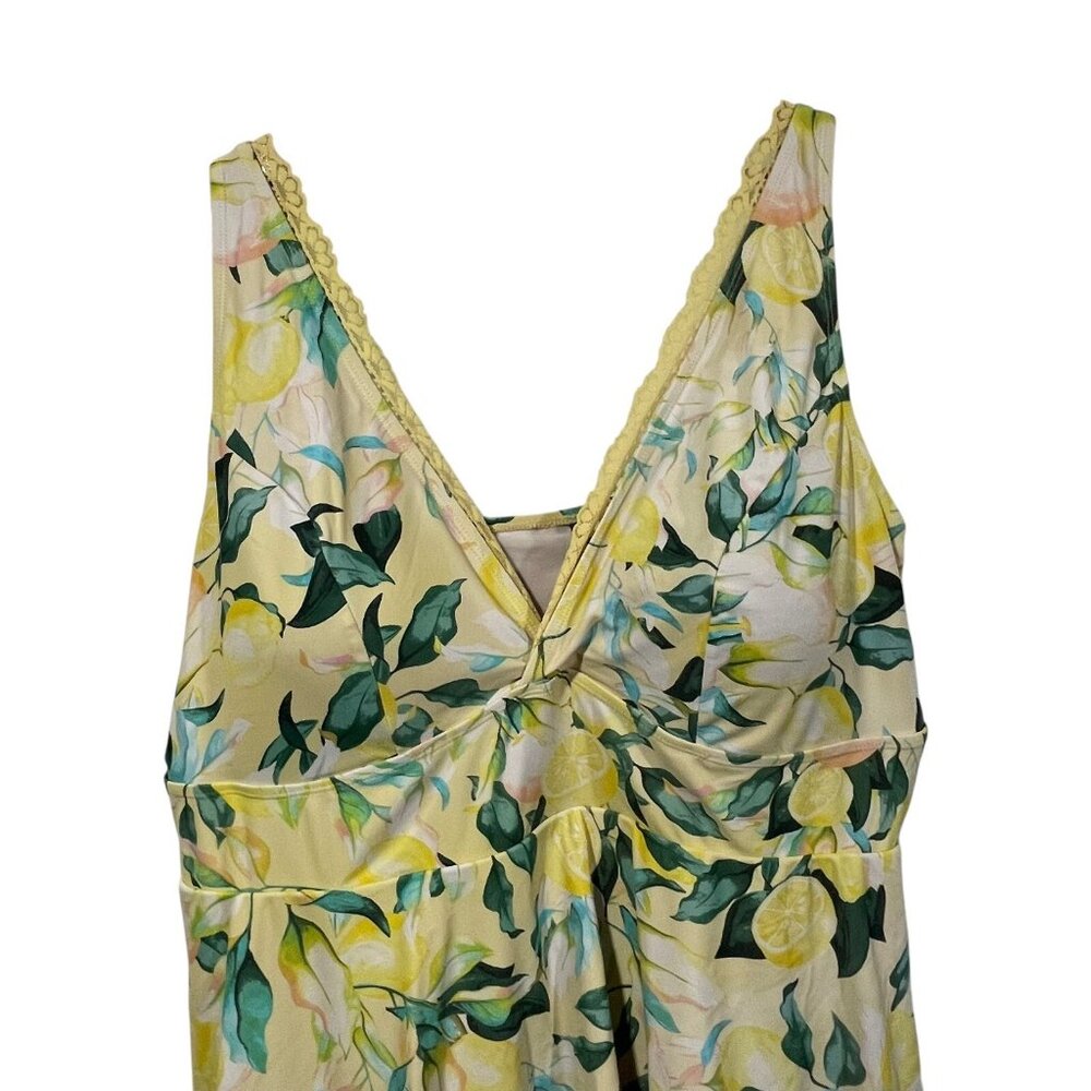 Torrid Wireless Swim Dress Yellow Lemon Print Sz 4X Padded Cups Adjustable Strap - Picture 2 of 9